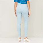 Women Solid Skinny Fit White Jeans